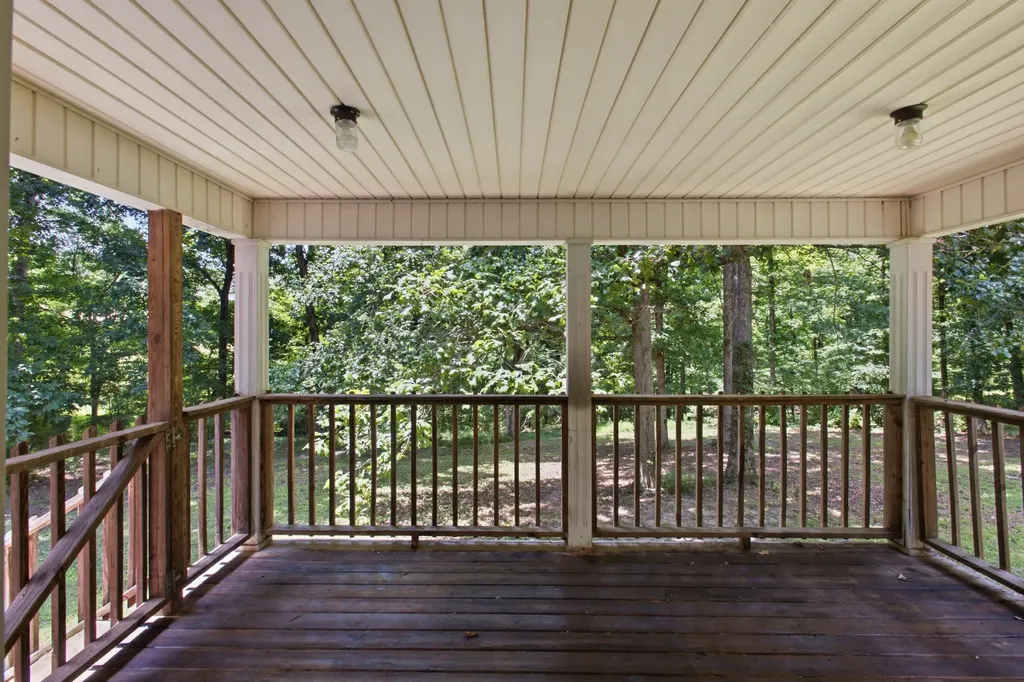 1466 W Grab Creek Road Dickson TN 37055