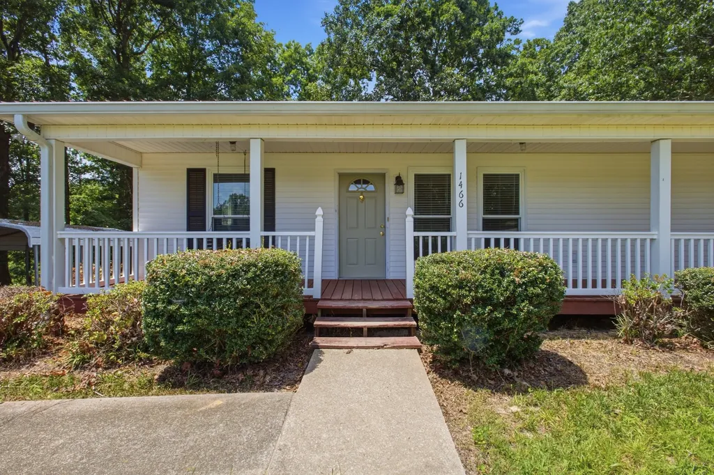 1466 W Grab Creek Road Dickson TN 37055