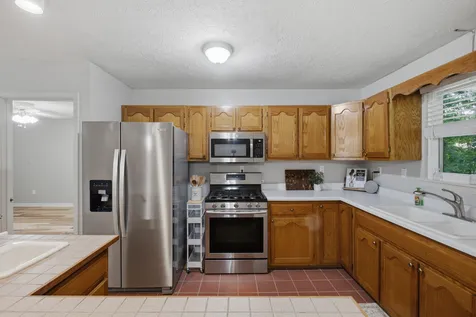 1466 W Grab Creek Road Dickson TN 37055