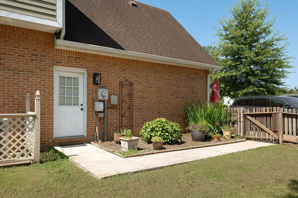 810 Twelve Oaks Road Tullahoma TN 37388