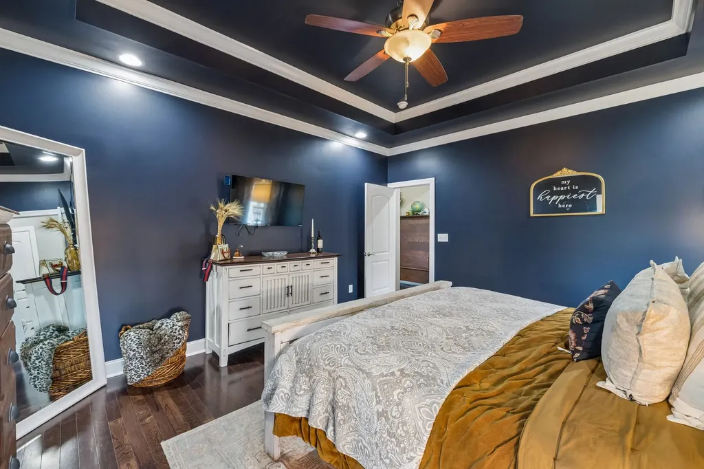 1002 Douglas Court Dickson TN 37055