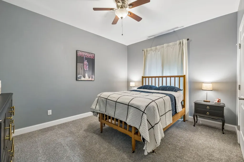 1002 Douglas Court Dickson TN 37055
