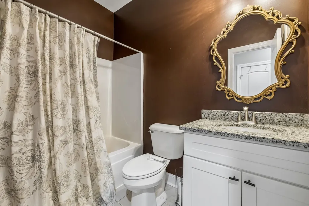 1002 Douglas Court Dickson TN 37055