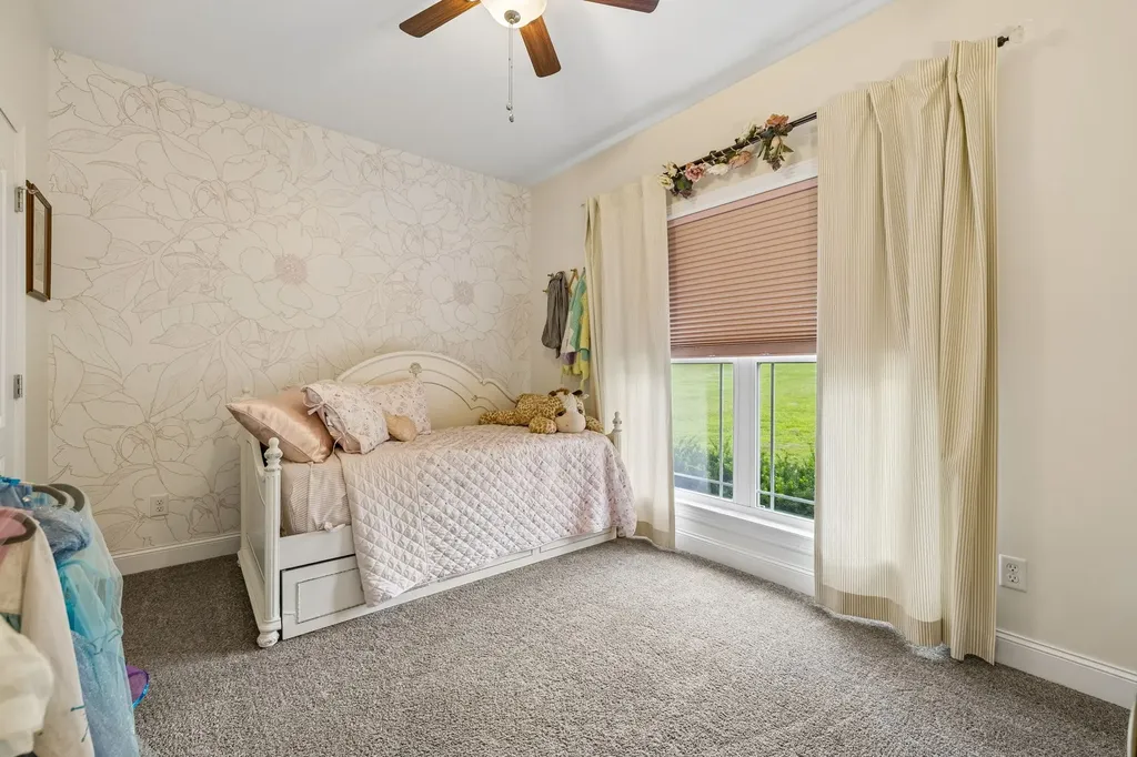 1002 Douglas Court Dickson TN 37055