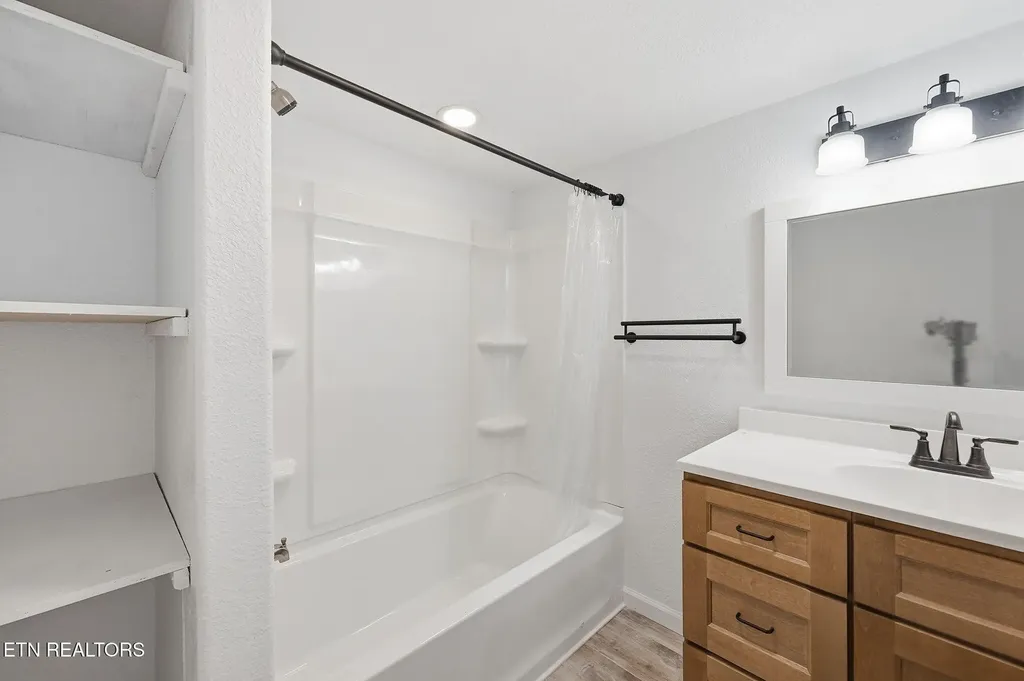 210 E Spring Street Oliver Springs TN 37840