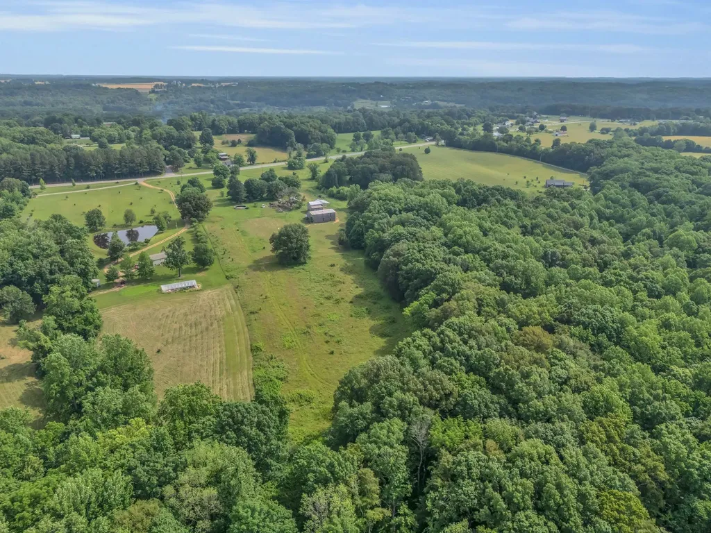 1804 Highway 52, E Portland TN 37148