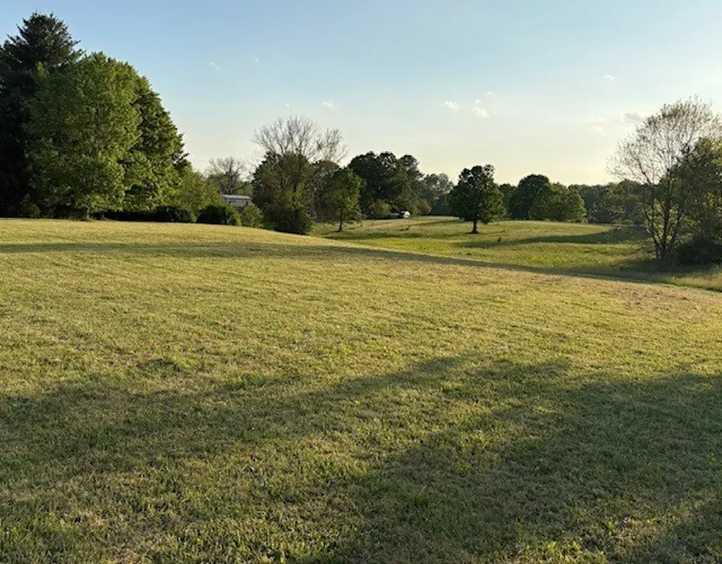 1804 Highway 52, E Portland TN 37148