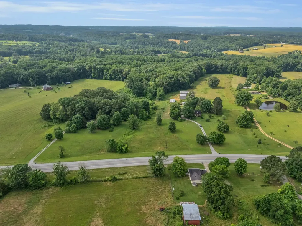 1804 Highway 52, E Portland TN 37148