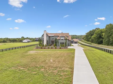 10729 Versailles Road Rockvale TN 37153