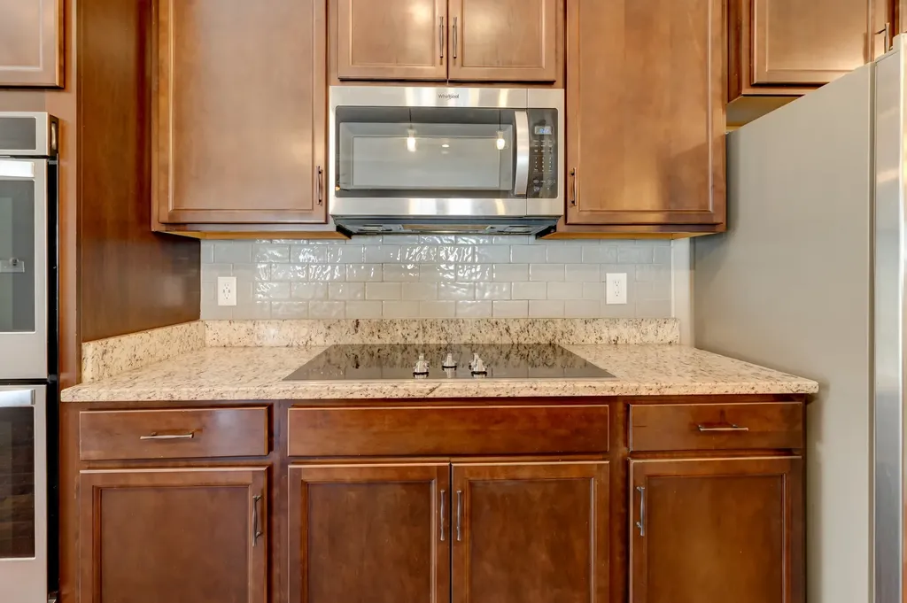 1008 Meadowview Lane Clarksville TN 37040