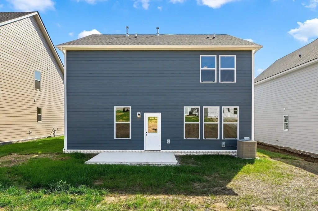 2155 Old Spring Lane Gallatin TN 37066