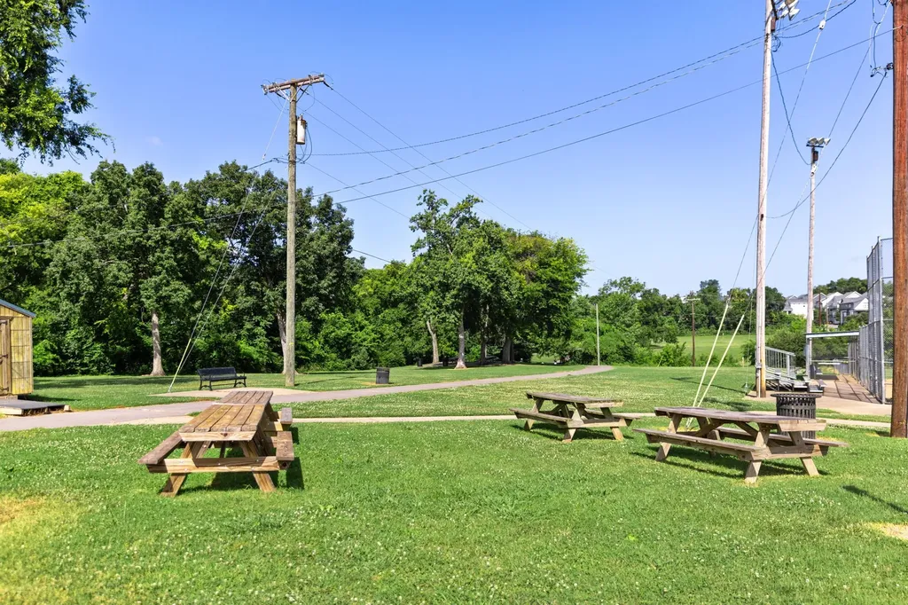 422 Becanni Lane Nashville TN 37209