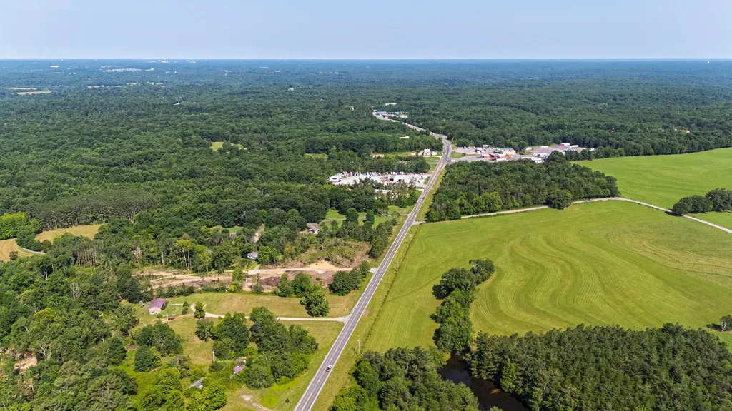 1335 Highway 96, N Fairview TN 37062