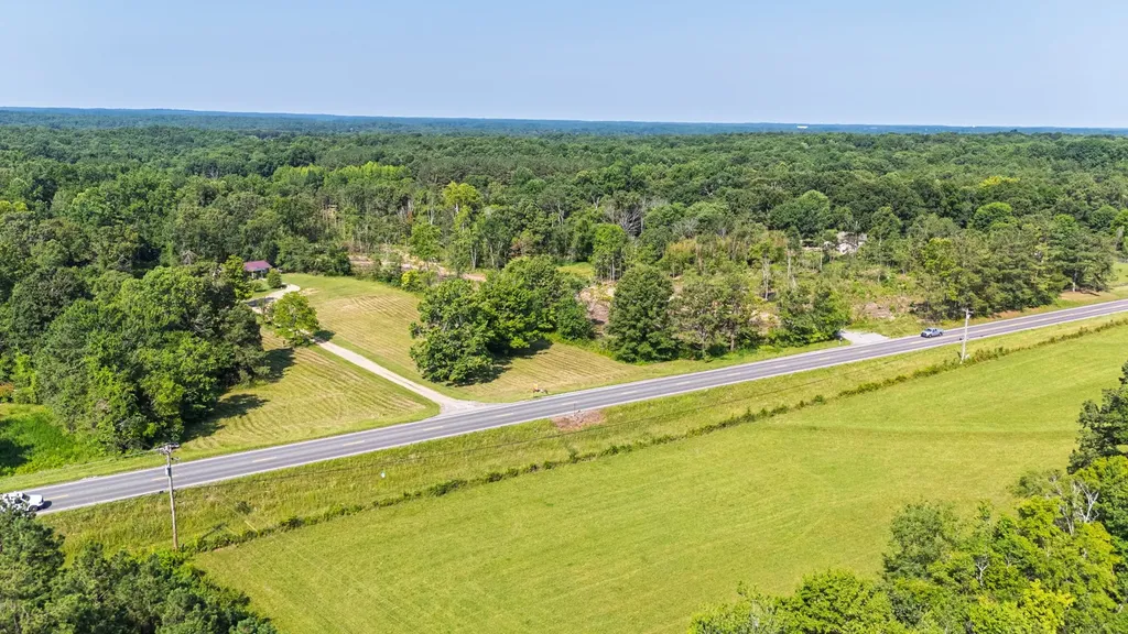 1335 Highway 96, N Fairview TN 37062