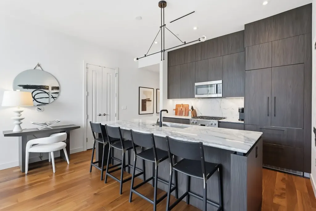 160 2nd Avenue, S Nashville TN 37201