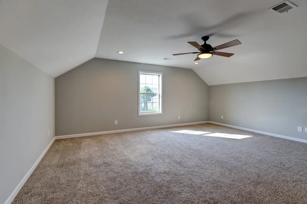 1008 Meadowview Lane Clarksville TN 37040