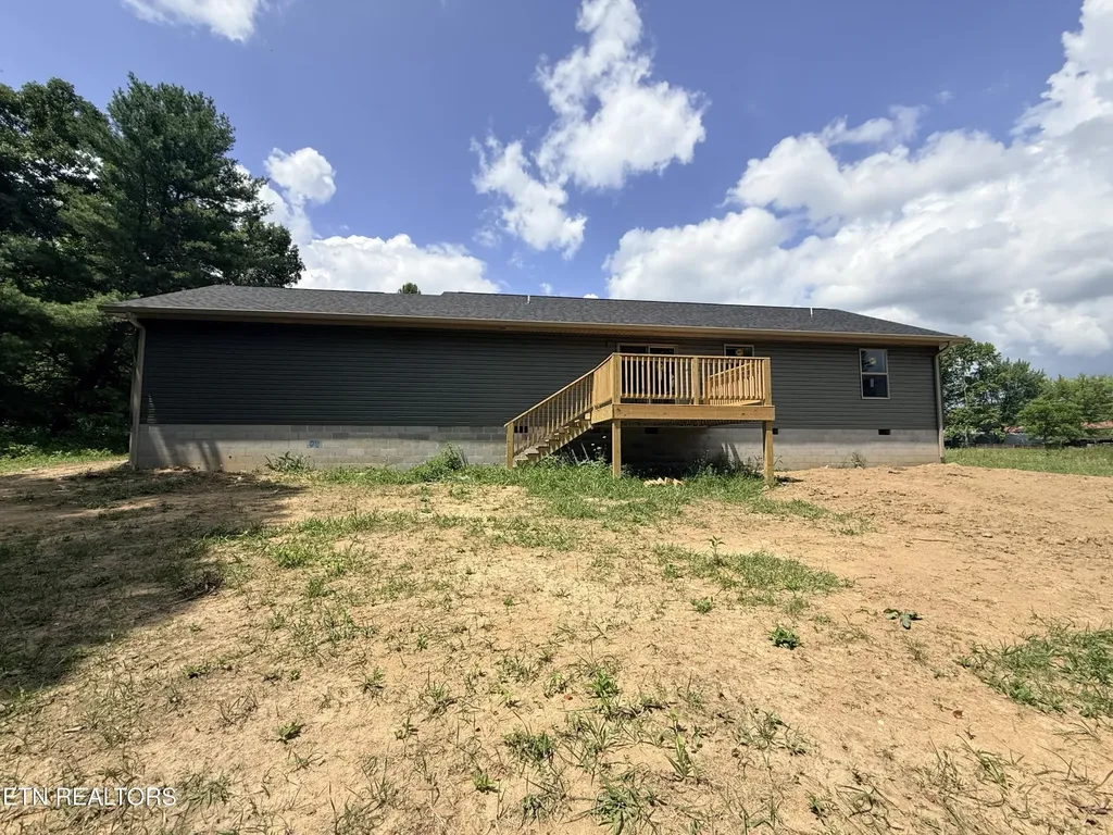 352 Old Wes Baldwin Road Jamestown TN 38556