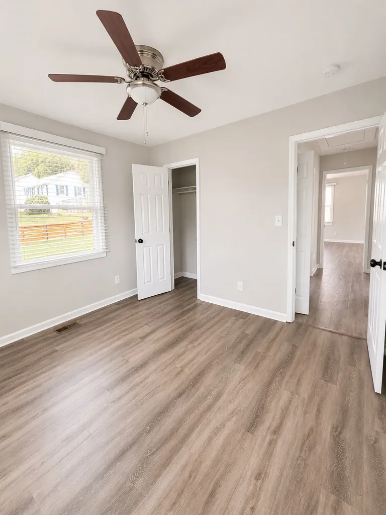 258 38th Ave, N Nashville TN 37209