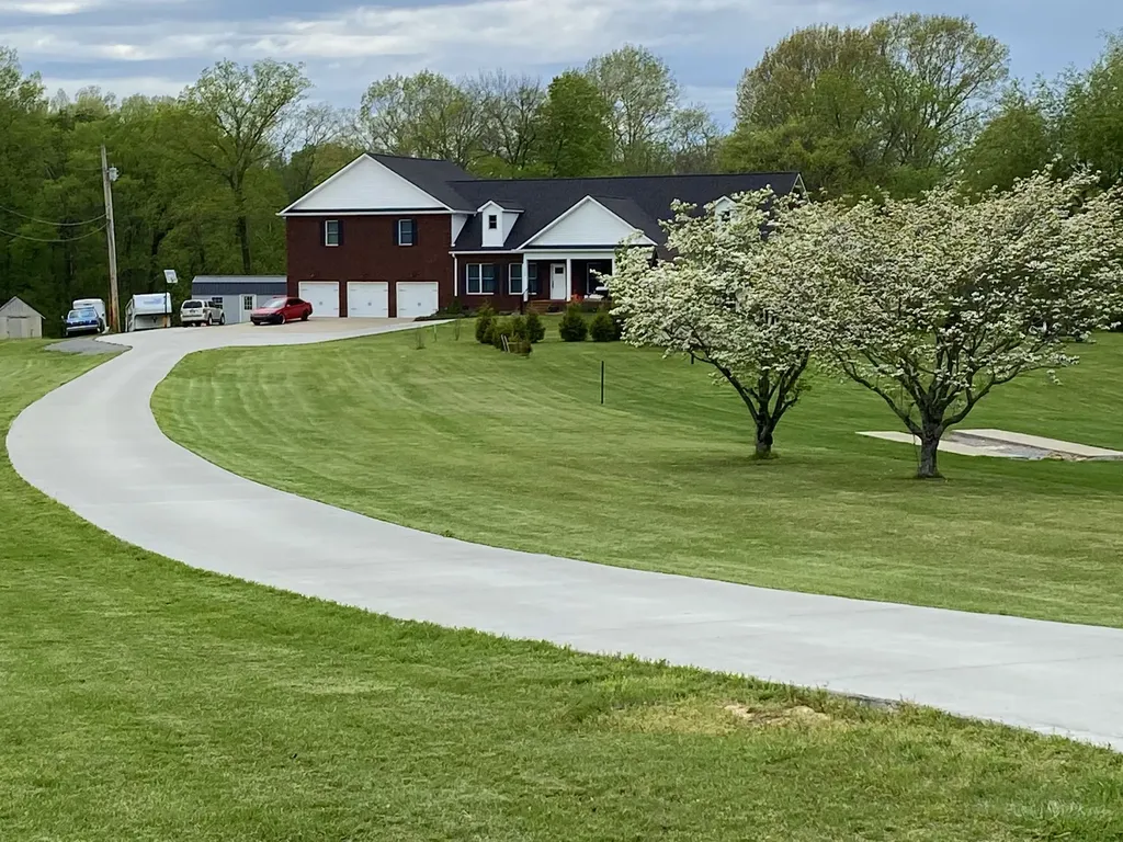 762 Waldron Road La Vergne TN 37086
