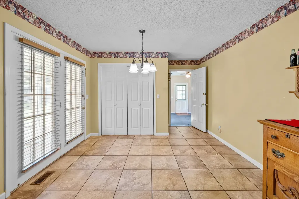 337 Kelsey Drive Clarksville TN 37042