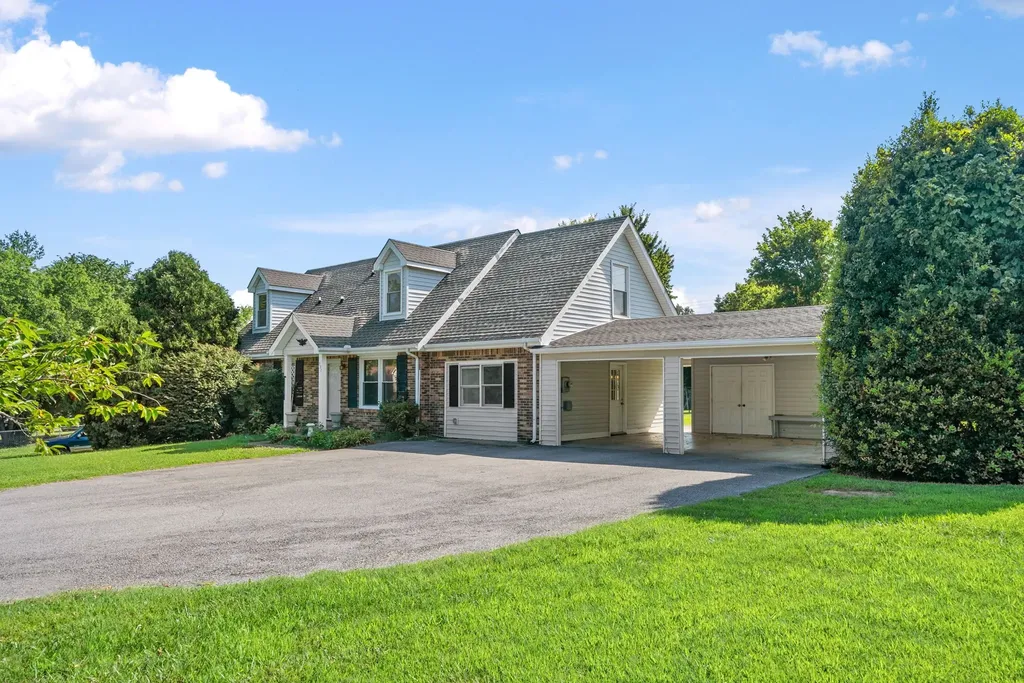 337 Kelsey Drive Clarksville TN 37042