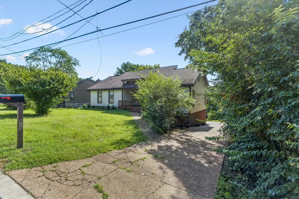 616 Belgium Drive Hermitage TN 37076