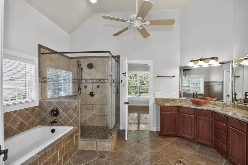 104 Stoneway Hendersonville TN 37075