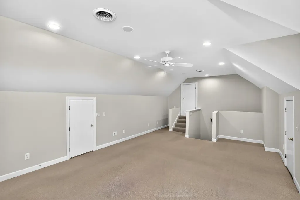 104 Stoneway Hendersonville TN 37075