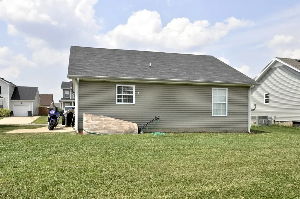 516 Fox Trot Drive Clarksville TN 37042