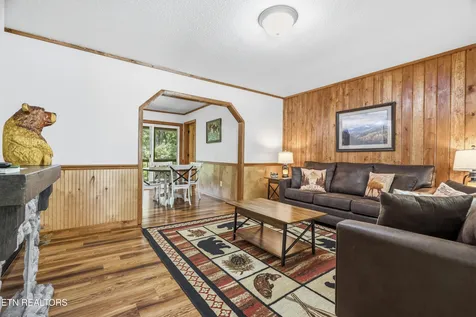 2106 Hickory Manor Road Sevierville TN 37862
