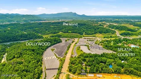 2106 Hickory Manor Road Sevierville TN 37862