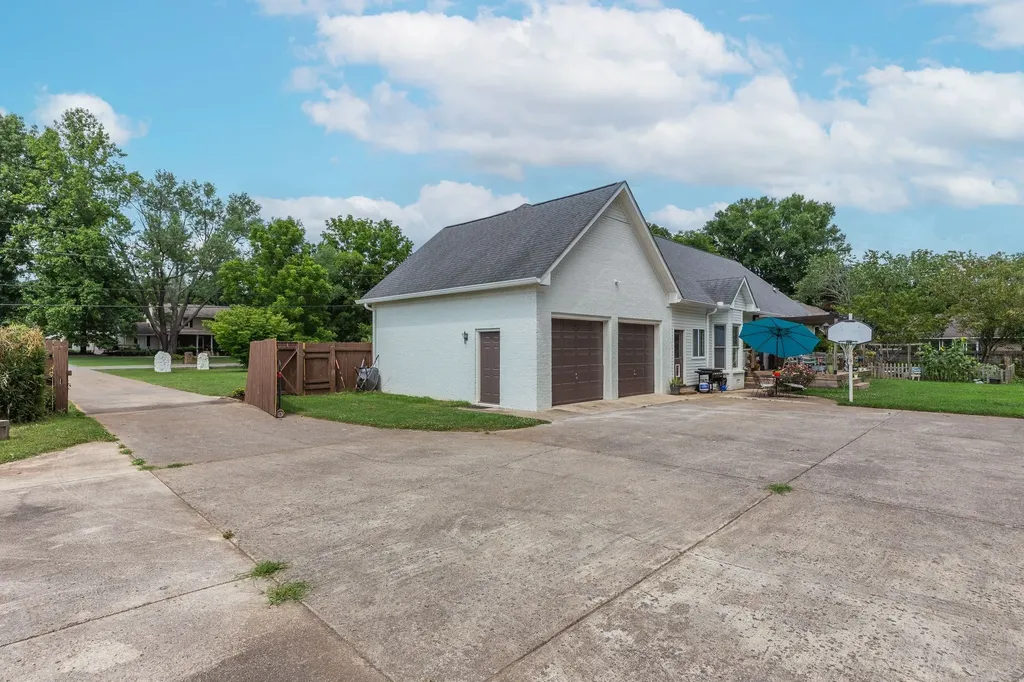 1181 Allen Road Murfreesboro TN 37129
