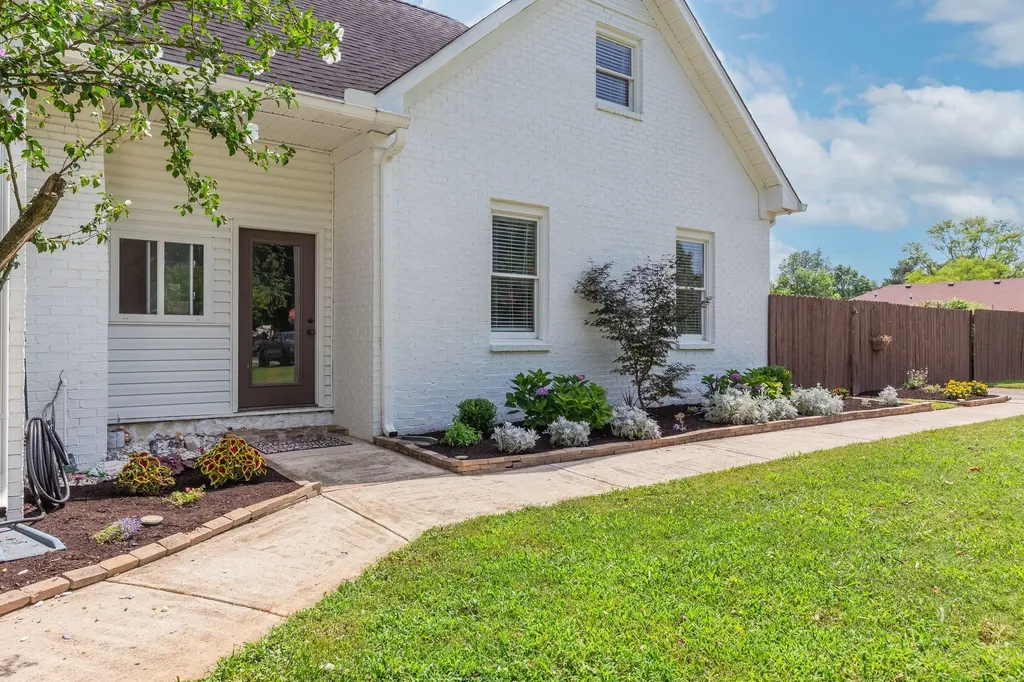 1181 Allen Road Murfreesboro TN 37129