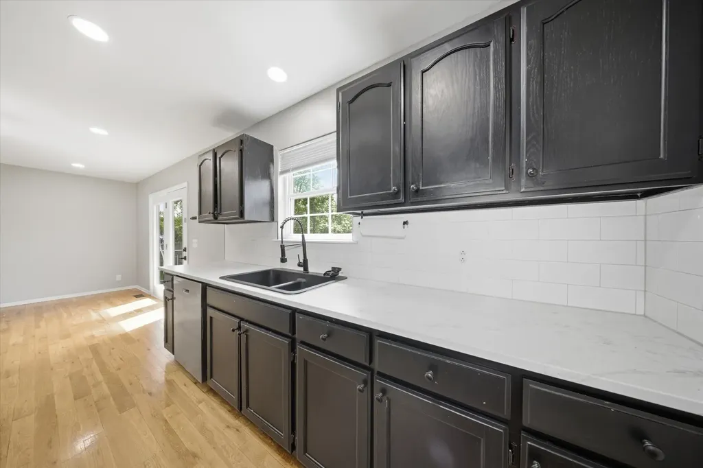 2068 Shawnee Lane Greenbrier TN 37073