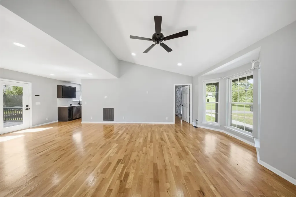 2068 Shawnee Lane Greenbrier TN 37073