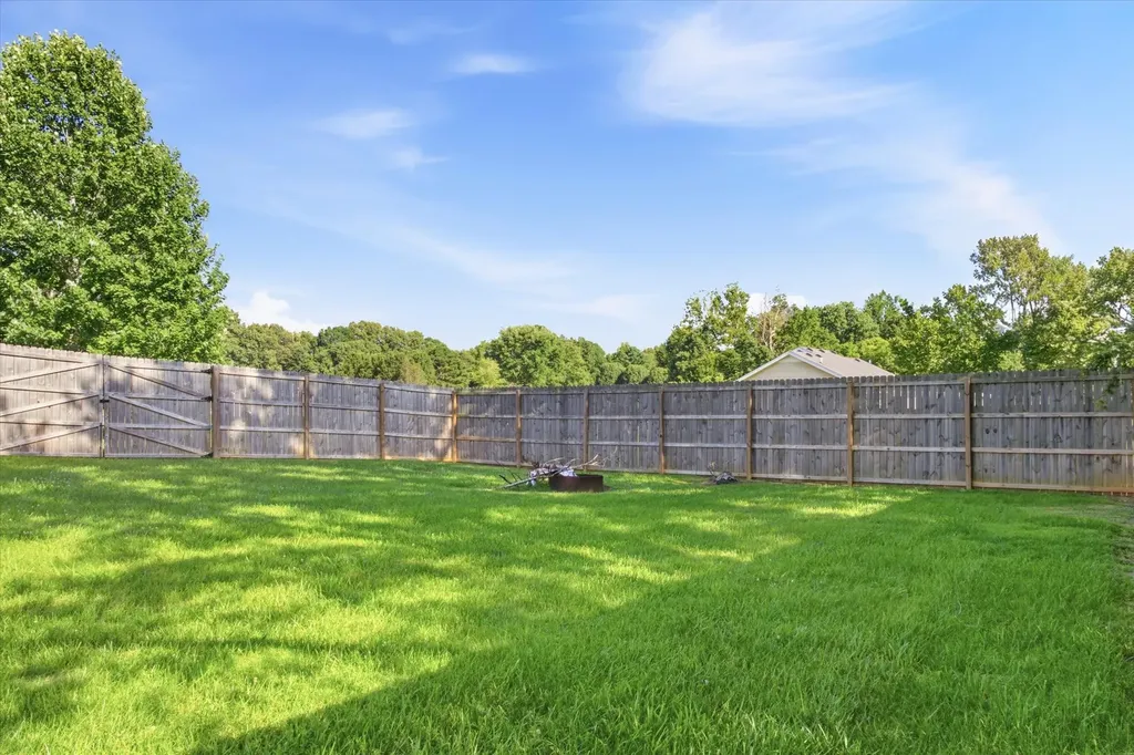 2068 Shawnee Lane Greenbrier TN 37073