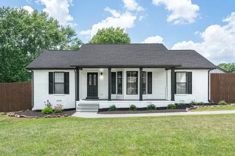 2068 Shawnee Lane Greenbrier TN 37073