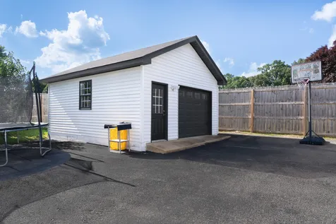 2068 Shawnee Lane Greenbrier TN 37073