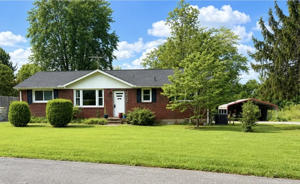 122 Bluff View Street Ashland City TN 37015
