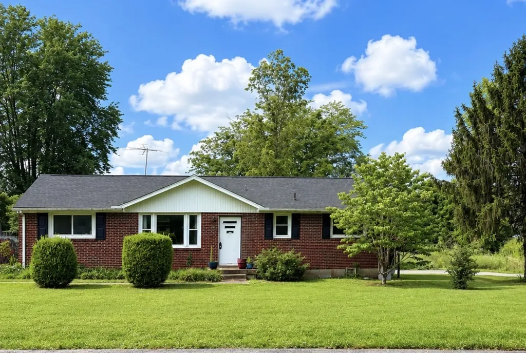 122 Bluff View Street Ashland City TN 37015