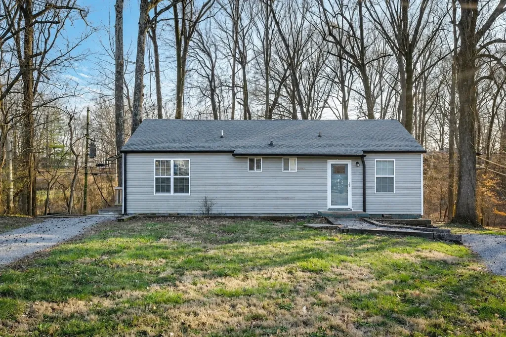 26 Chestnut Drive Clarksville TN 37042
