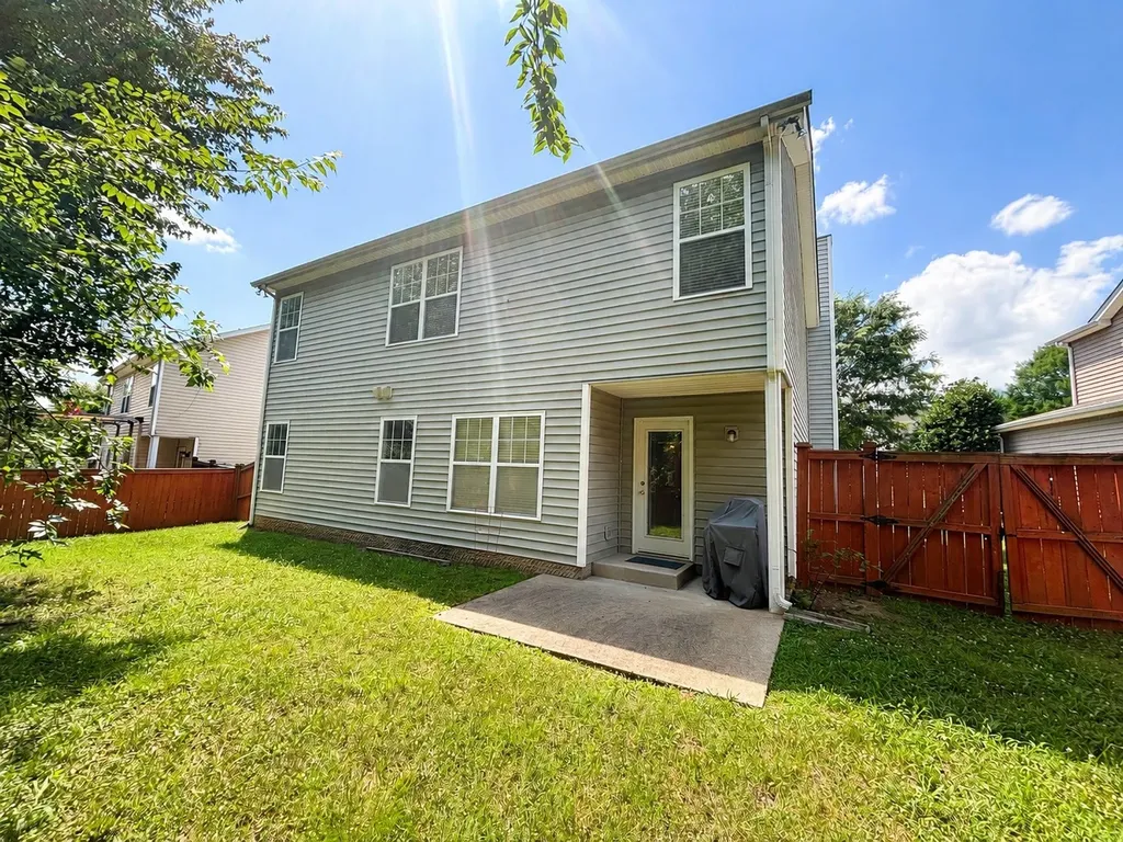 1011 Bradford Park Road Mount Juliet TN 37122