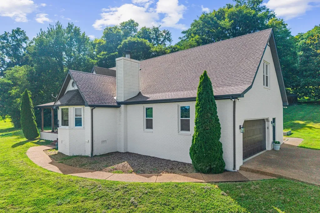 900 Dories Lane Lewisburg TN 37091