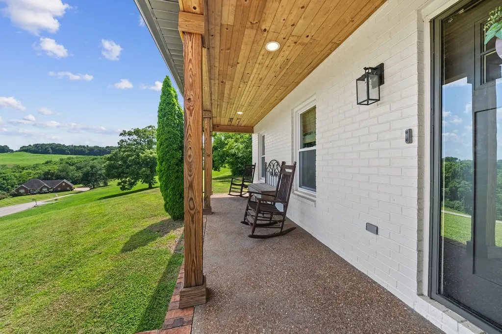 900 Dories Lane Lewisburg TN 37091
