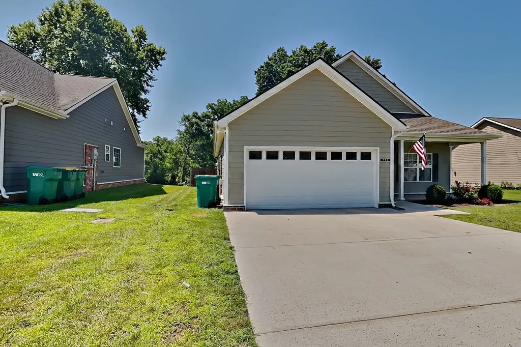 741 W Coker Way Spring Hill TN 37174