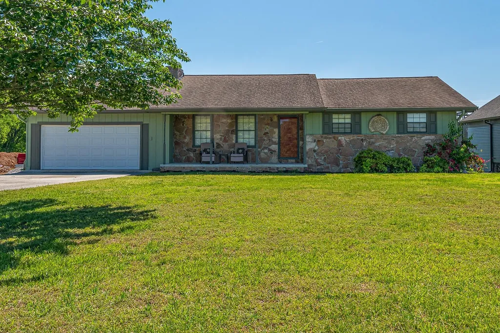 532 Housley Circle Dayton TN 37321