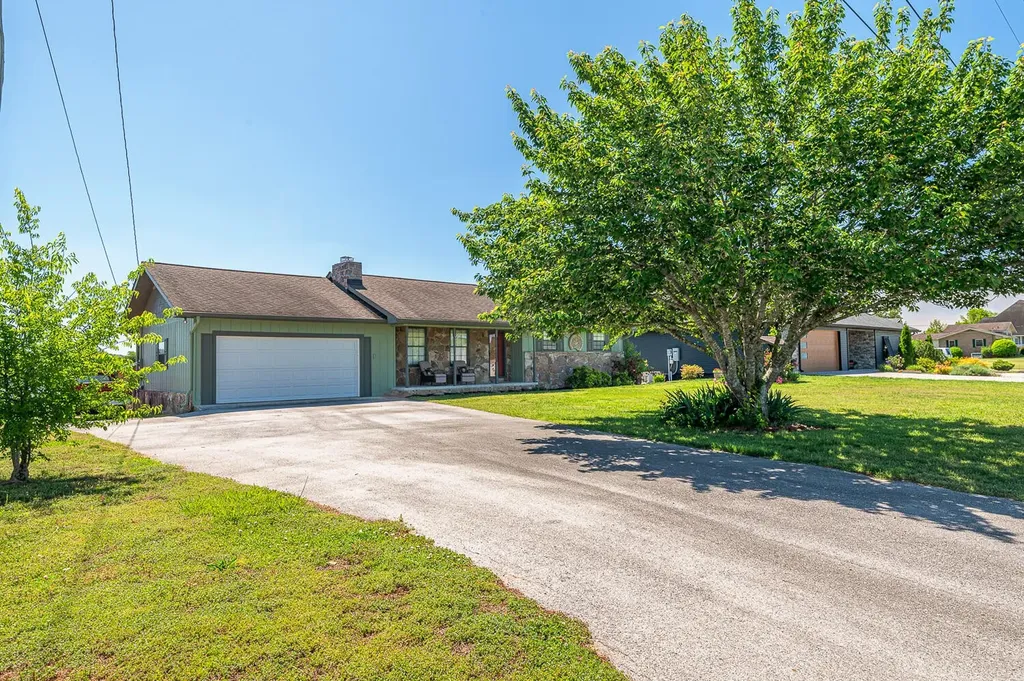 532 Housley Circle Dayton TN 37321