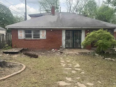 1380 Melrose Cove Memphis TN 38106