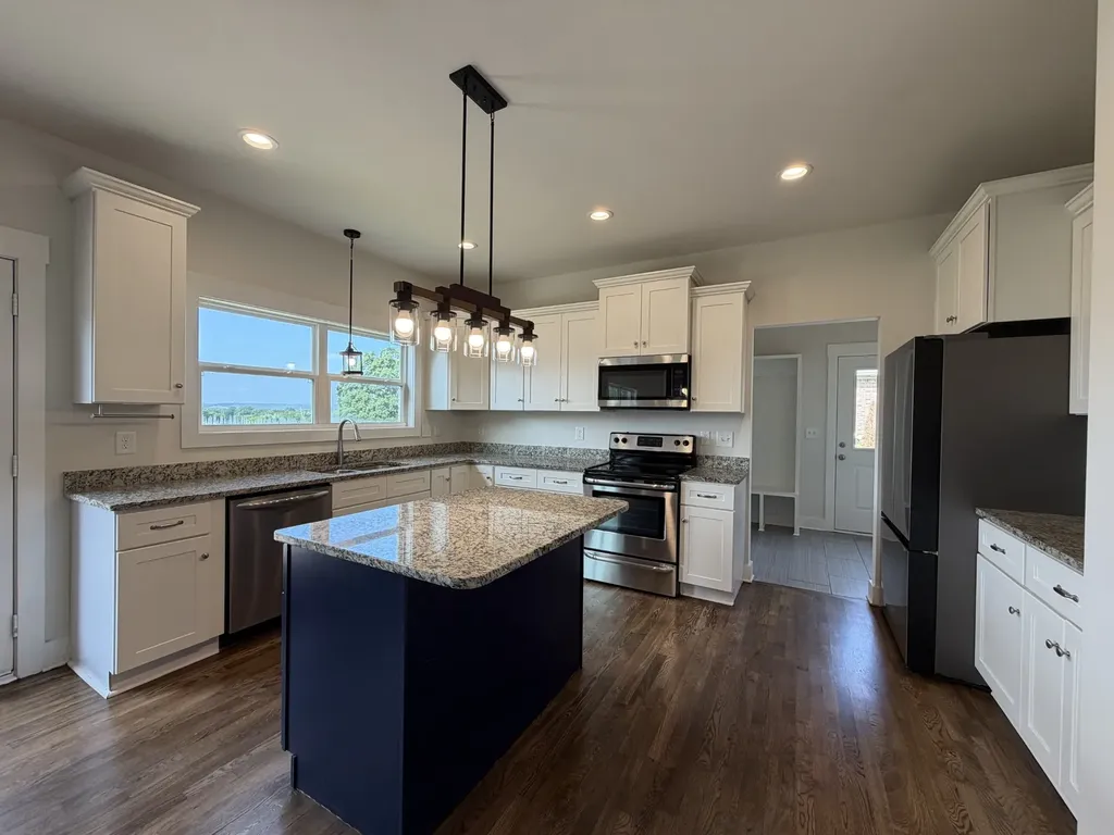 1707 Aster Drive Columbia TN 38401