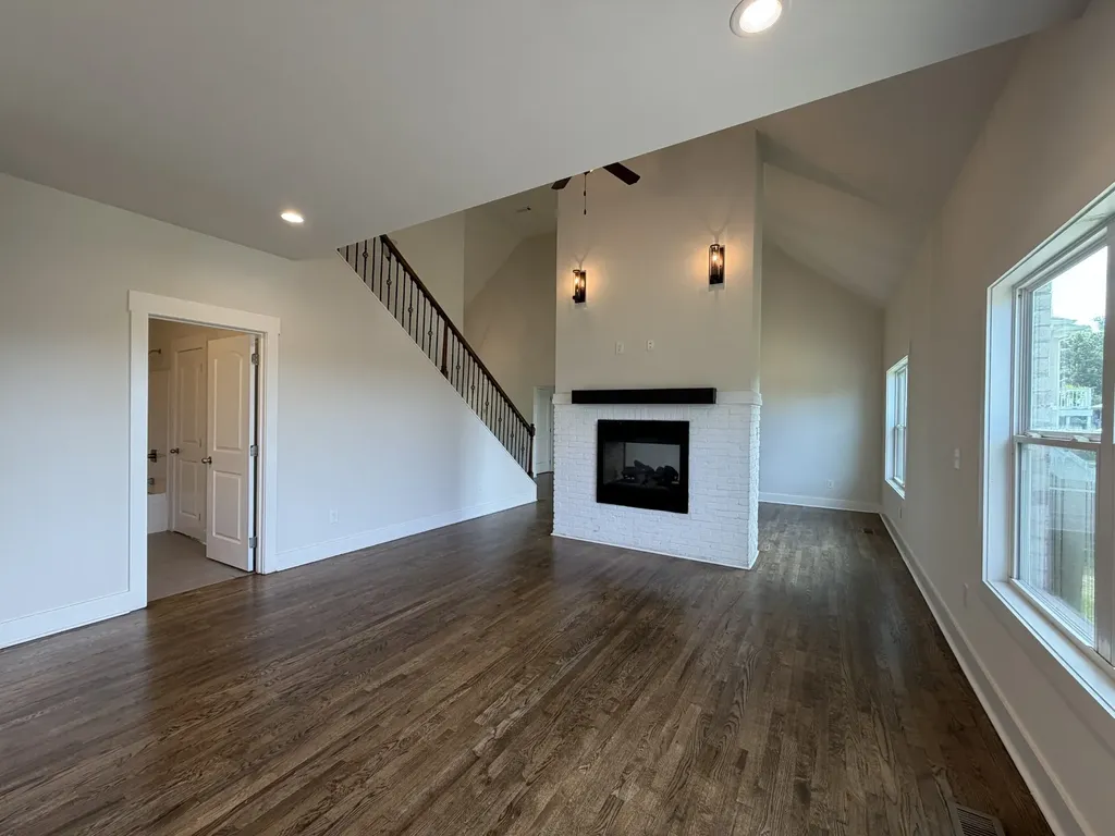1707 Aster Drive Columbia TN 38401